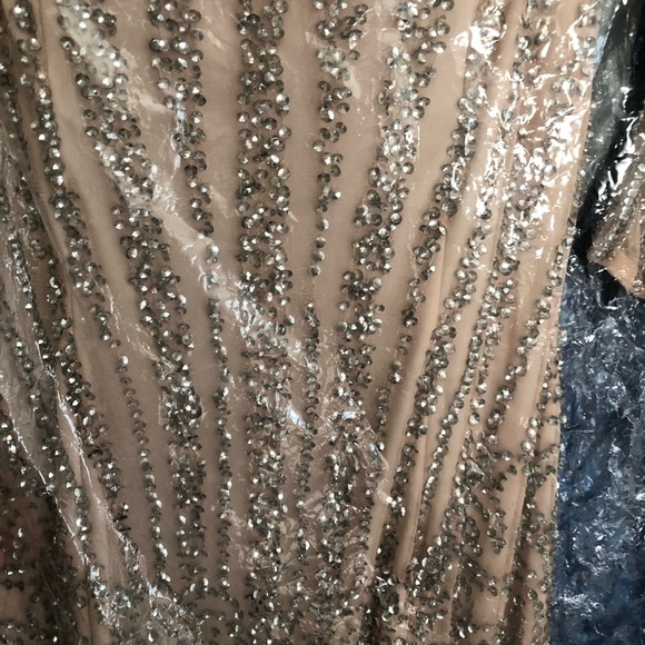 Shail K Prom dress - Picture 2 of 3